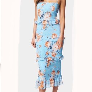 Bebe blue floral sprinted smock floral dress size small